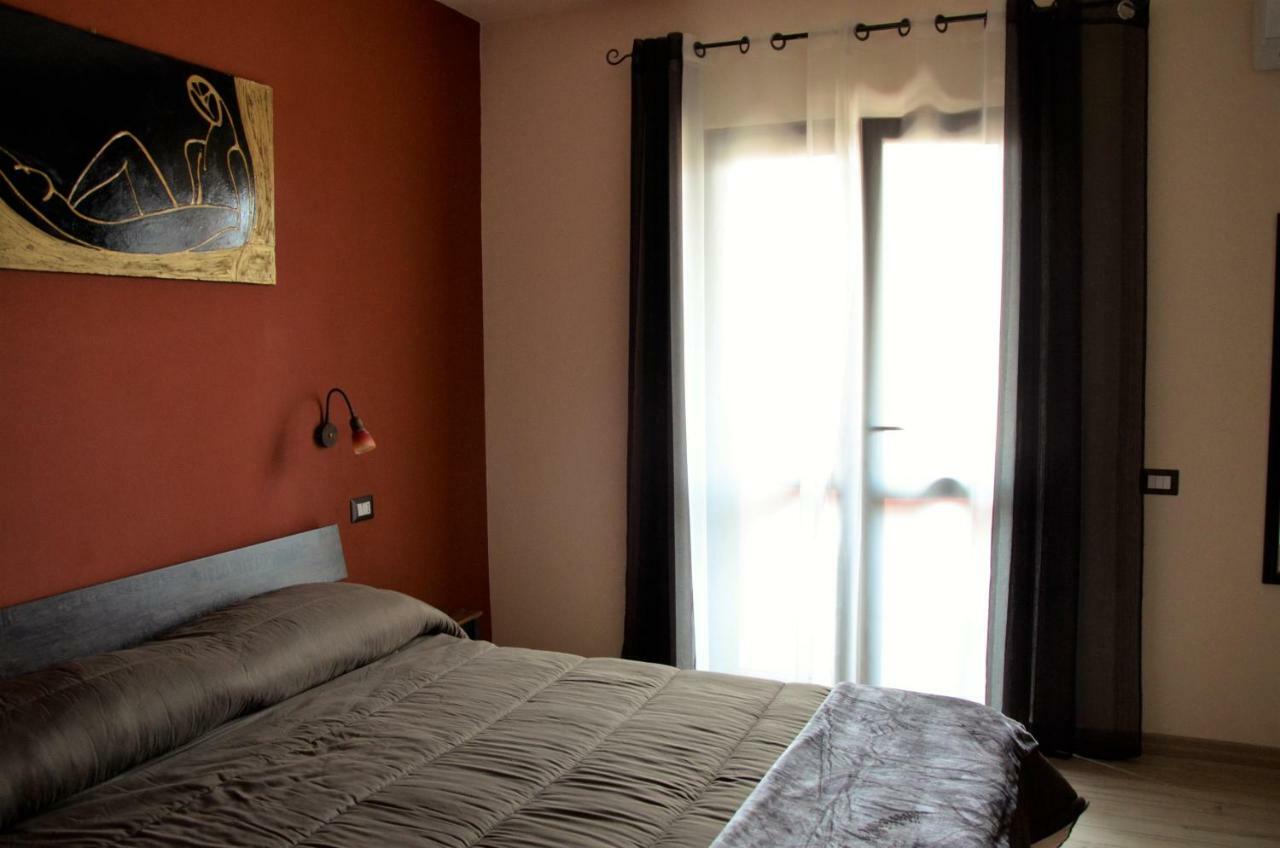 Artista B&B Cabras Exterior photo